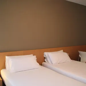 https://hostal-abodi.biarritzhotels.info